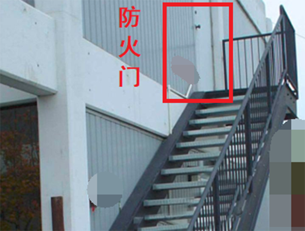 【官方回復(fù)】增加室外疏散樓梯的建議（附室外樓梯新舊規(guī)范對(duì)比）